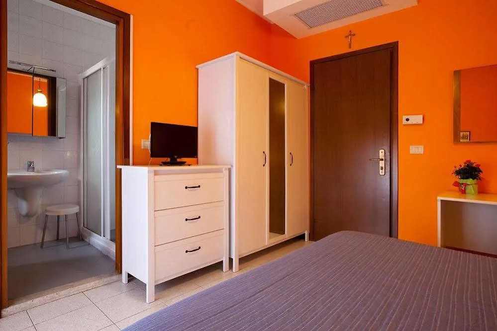 Hotel Villa Eugenia Lido di Jesolo 3*,  Italien